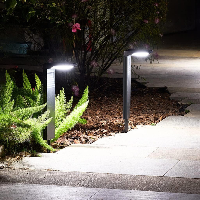 Luminária de Led Solar para Jardim À Prova d'água - Zumiz Garden